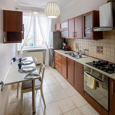 Justi Old Town Studencka * Краков