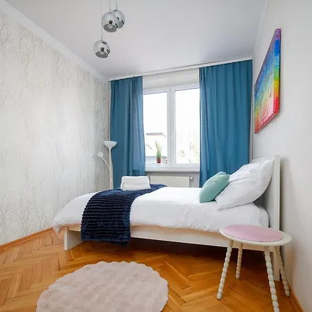 Spacious 3rooms Old Town *
