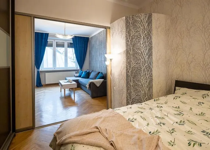 Spacious 3Rooms Old Town Apartment * Cracóvia