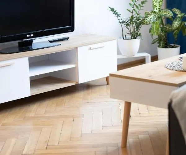 Spacious 3Rooms Old Town Apartment * Cracóvia